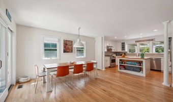 106 Meeting House Ln, Amagansett, NY 11930