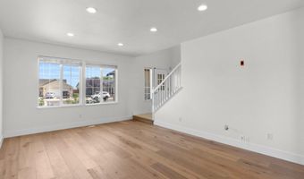 636 Wedge Ln, Fernley, NV 89408