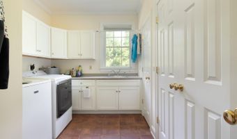 28 Oak Hill Rd, Amenia, NY 12501