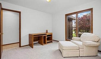 7236 Bluebill St, Algonac, MI 48001