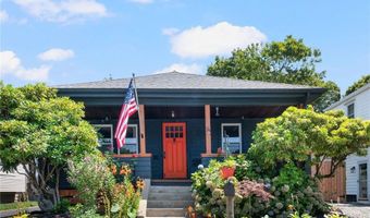 14 Elinora St, East Providence, RI 02915