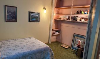 606 N Maple St, Ainsworth, NE 69210