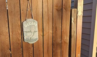 105 N Division St, Anamosa, IA 52205