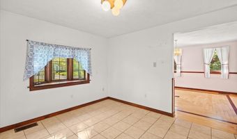 30 Seabreeze Dr, Bourne, MA 02532