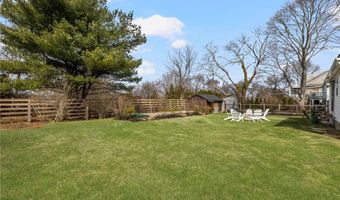 13 Starboard Ave, Jamestown, RI 02835