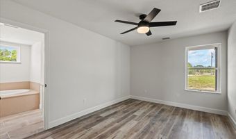 1931 32nd Pl, Bell, FL 32619