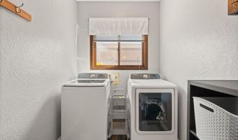 6404 Meadow Hills St NE, Albuquerque, NM 87111