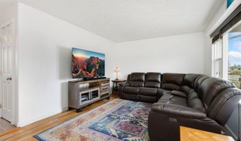 711 MONROE Ave, Cheyenne, WY 82001