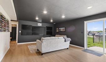 2624 21st St SW, Altoona, IA 50009