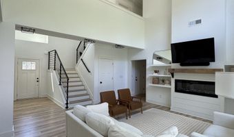 5661 Wooded Vly, Flowery Branch, GA 30542