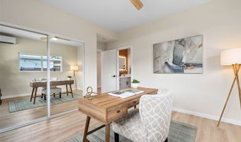 1076 Kahili St, Kailua, HI 96734