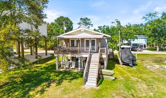 4131 20th Ave, Bay St. Louis, MS 39520