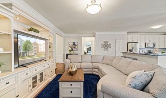20505 LITTLE CREEK Ter 207, Ashburn, VA 20147