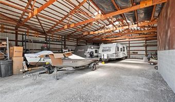 22617 155th St, Basehor, KS 66007