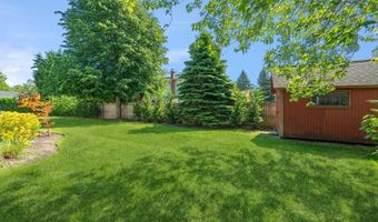 24 Bayview Pl, Amityville, NY 11701