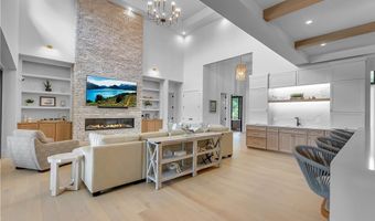 11 Sanctuary Ct, Amherst, NY 14221