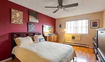 55 W 1ST St C6 (305), Bayonne, NJ 07002