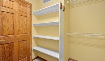 1511 16th Ave SW, Austin, MN 55912