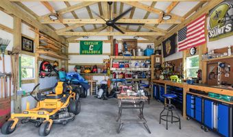1090 Sandy Ln, Arnaudville, LA 70512
