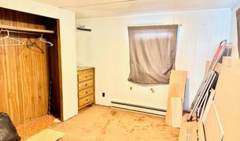 836 Forest Park Ave, Middletown, RI 02842