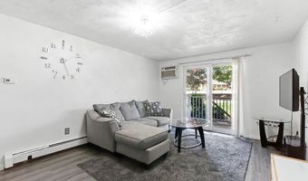 10 Karen Cir 2, Billerica, MA 01821