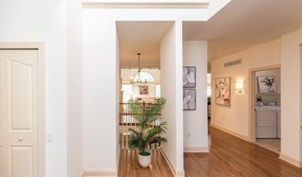 5812 HICKORY HOLLOW Ln, Doylestown, PA 18902