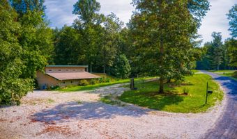 326 Goad Mill Ln, Allardt, TN 38504