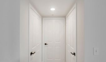 1021 N GARFIELD St N 606, Arlington, VA 22201