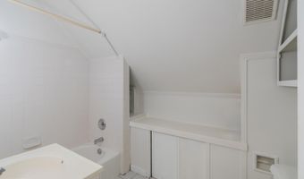 920 BOUCHER Ave 1, Annapolis, MD 21403