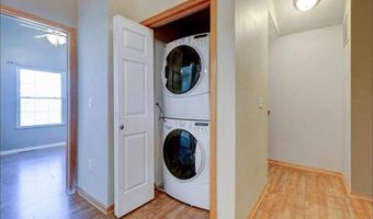1062 10th Ave NW, Altoona, IA 50009
