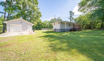 35 DOGWOOD St, West Point, GA 31833