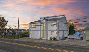 2076 S Long Lake Rd, Fenton, MI 48430