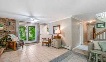 48 Hemlock Ave, Andover, NJ 07860