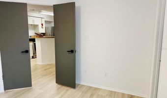 216 AFTON Sq 202, Altamonte Springs, FL 32714