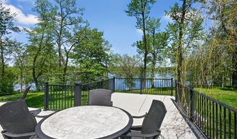 633 Cihlars Point Cir SW, Alexandria, MN 56308