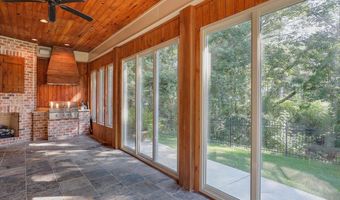 316 Woodlands Green Pl, Brandon, MS 39047
