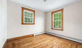 3288 Mendon Rd, Cumberland, RI 02864