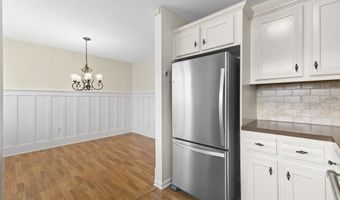 27 Crows Nest Ln 7E, Danbury, CT 06810
