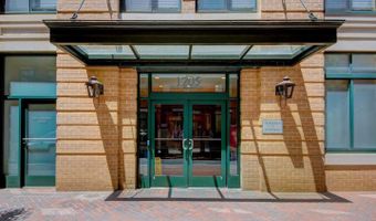 1205 N GARFIELD St 206, Arlington, VA 22201