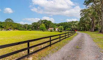 2735 NE 127TH Pl, Anthony, FL 32617