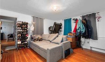 16 School St, North Smithfield, RI 02896