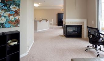 1819 KENWOOD Ave 303, Alexandria, VA 22302