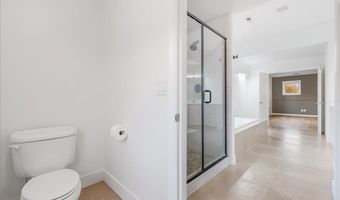 20870 YOSEMITE St NE, Aurora, OR 97002