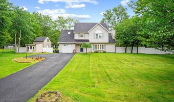 2136 Palisades Dr, Blakeslee, PA 18610