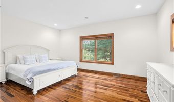 900 South Rd, East Greenwich, RI 02818