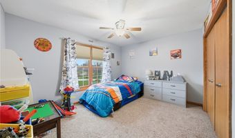 4212 Devonshire Ct, Akron, OH 44321