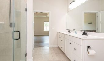 11029 AUGUSTA Ln 4, Berlin, MD 21811