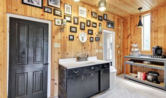 6974 WOODLAND Ln, Amherst, WI 54406