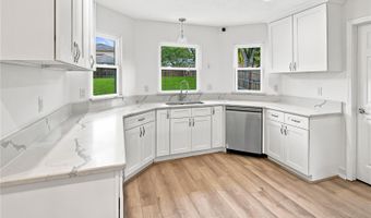 1927 PALM VIEW Dr, Apopka, FL 32712