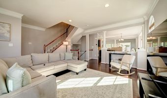 25850 CLAIRMONT MANOR Sq, Aldie, VA 20105